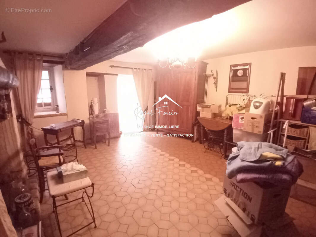 Pièce de vie  - Maison à LESIGNY