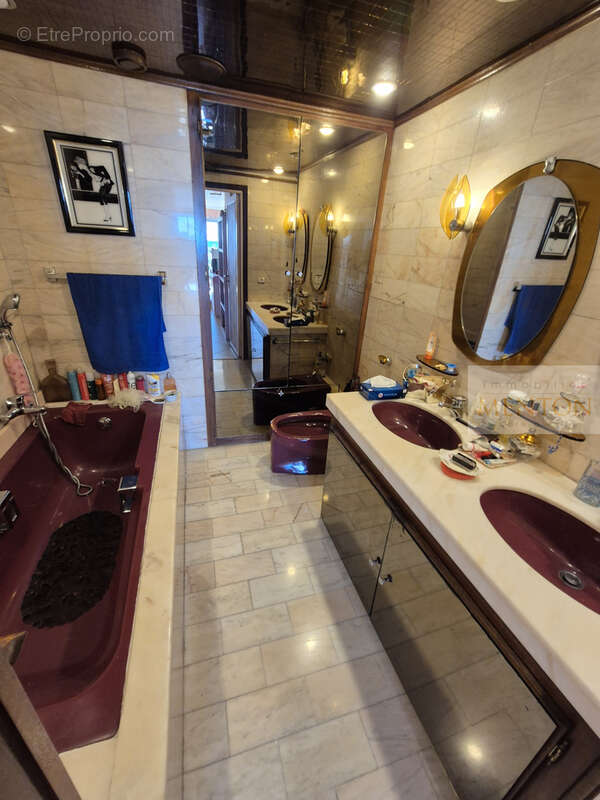 Appartement à MENTON