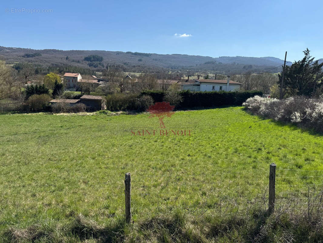 Terrain à LAPANOUSE-DE-CERNON