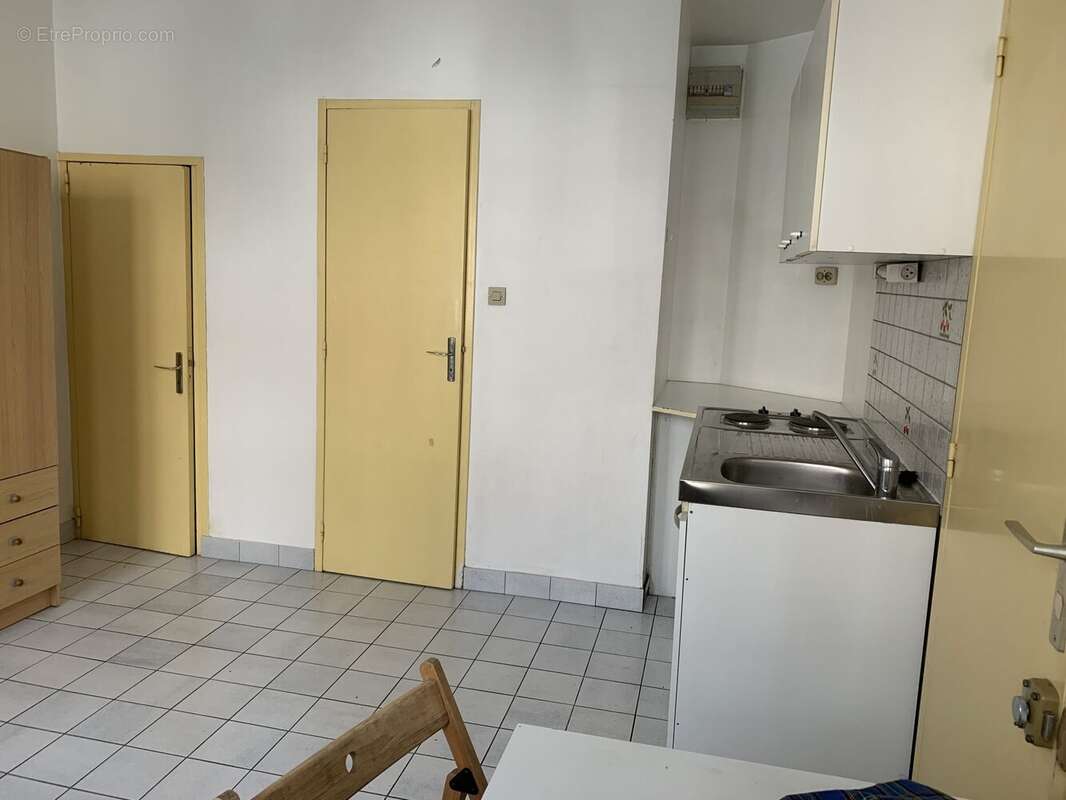 2 eme coté rue  - Appartement à LILLE