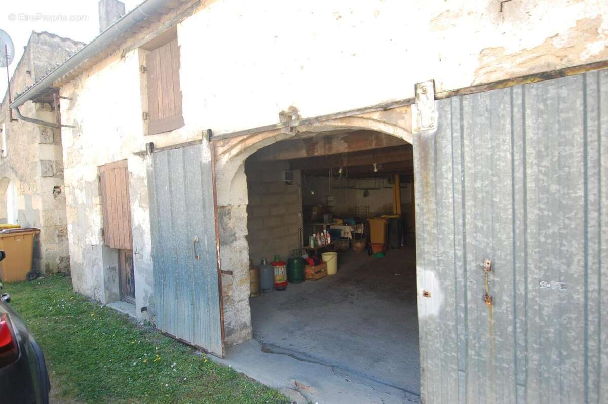 Photo 2 - Maison à ETAULIERS