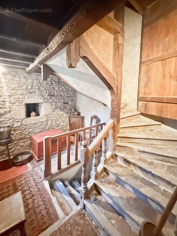 Maison à COUCHES