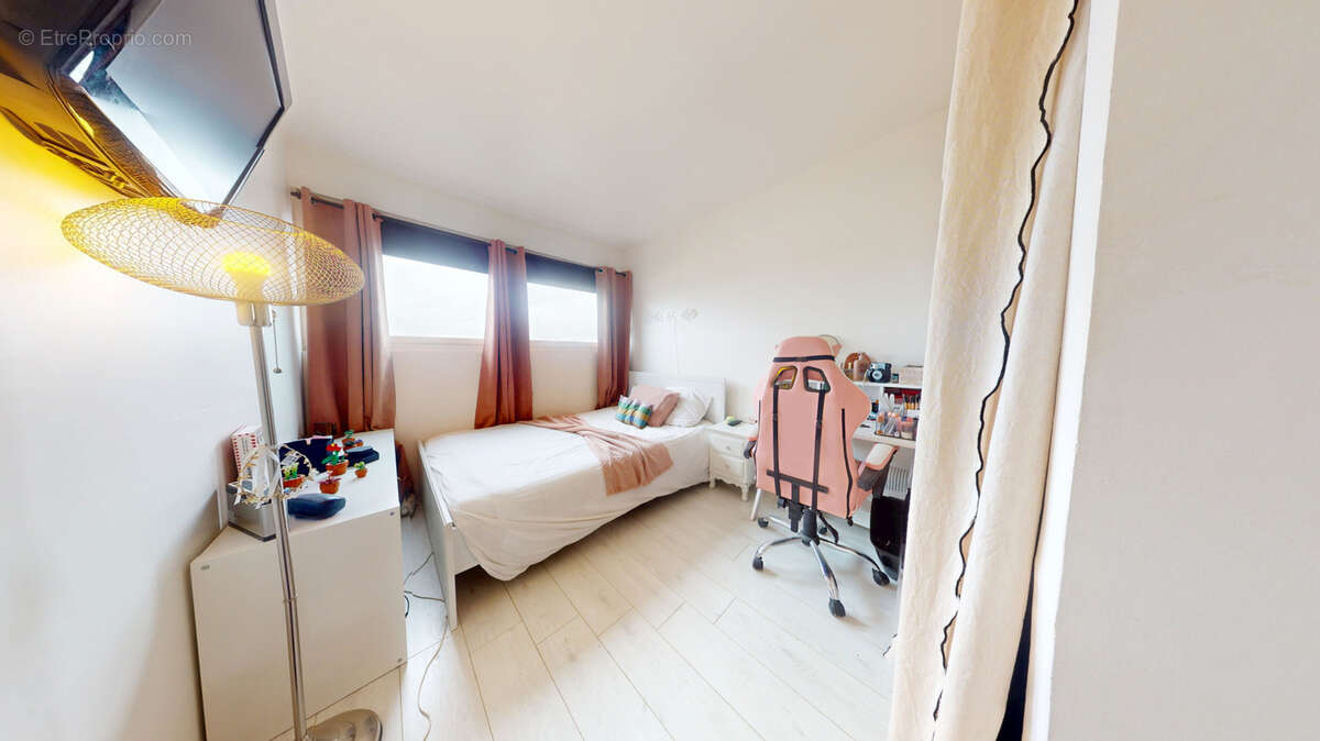 Appartement à CARRIERES-SUR-SEINE