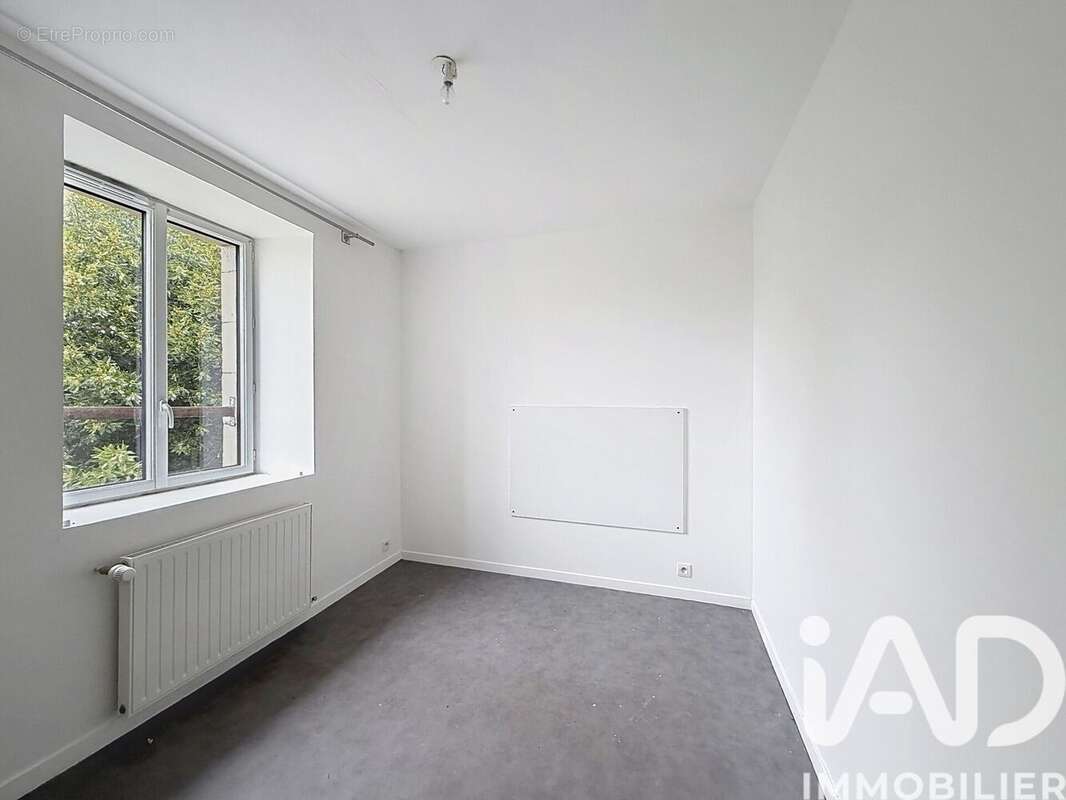 Photo 8 - Maison à NEUVILLE-DE-POITOU