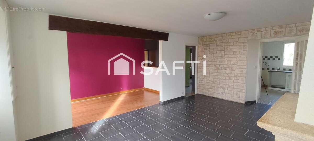 Photo 2 - Maison à NOYANT