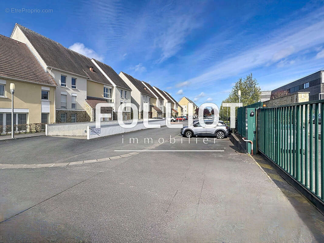 Parking à DOUVRES-LA-DELIVRANDE