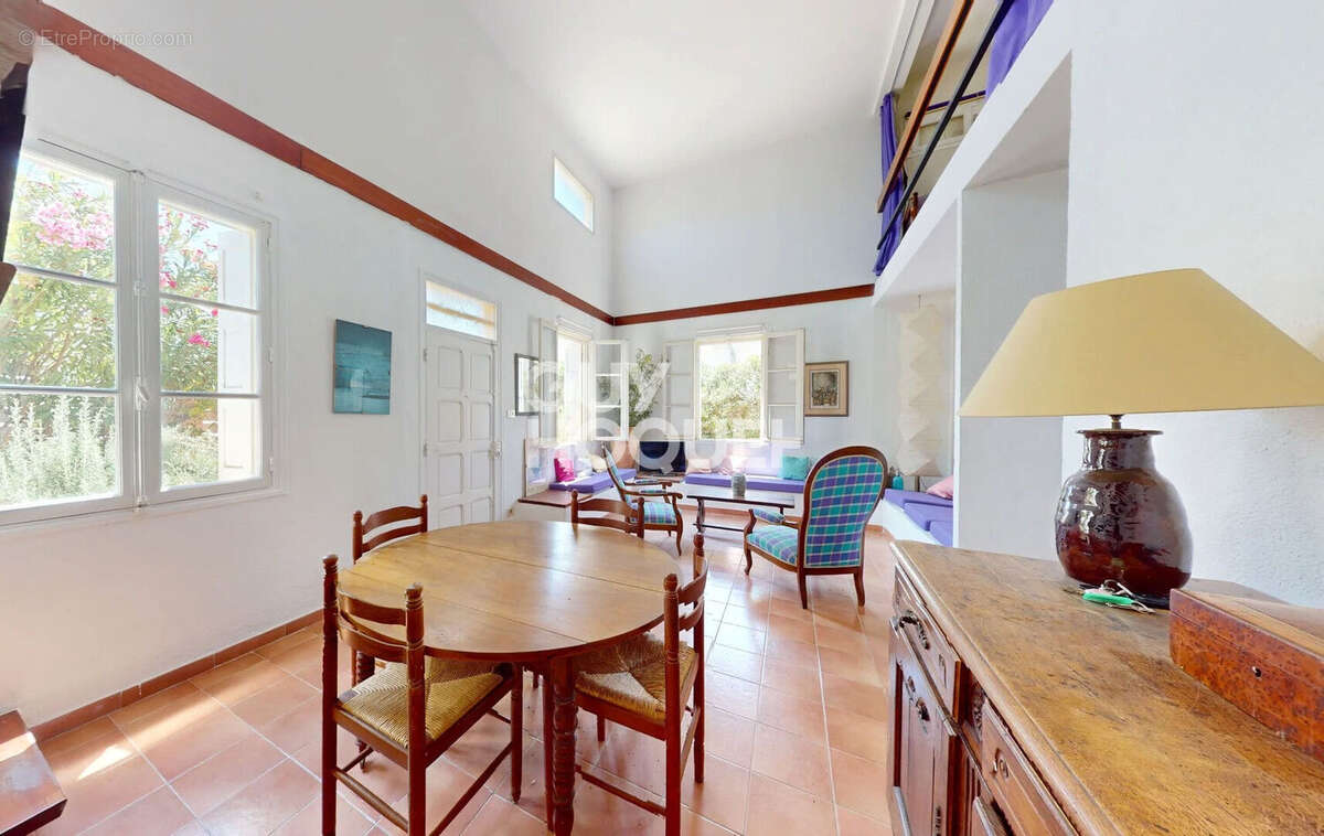 Maison à CANET-EN-ROUSSILLON