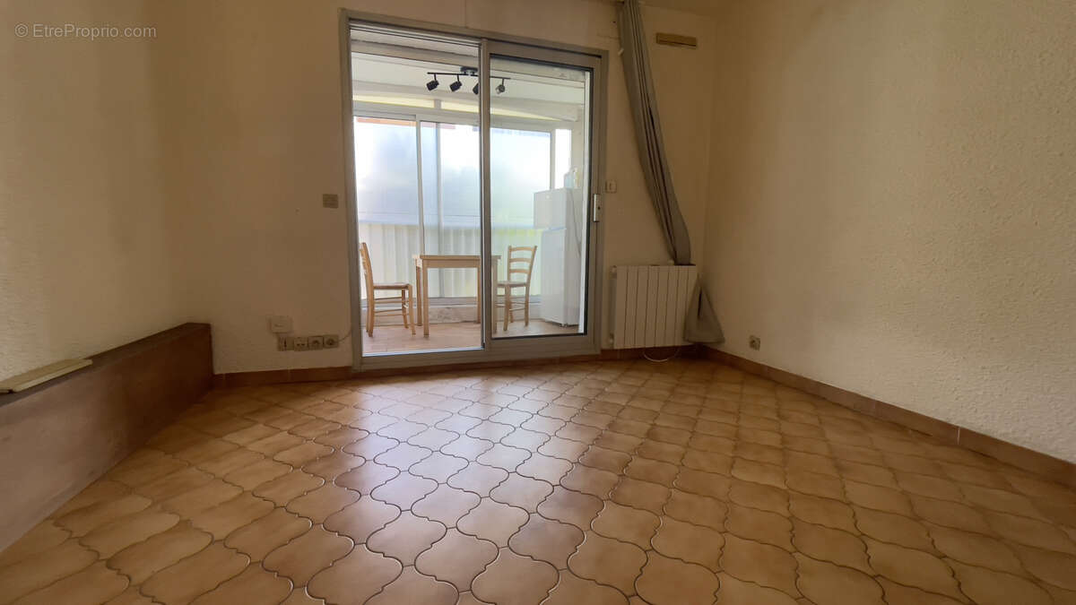 Appartement à SIX-FOURS-LES-PLAGES