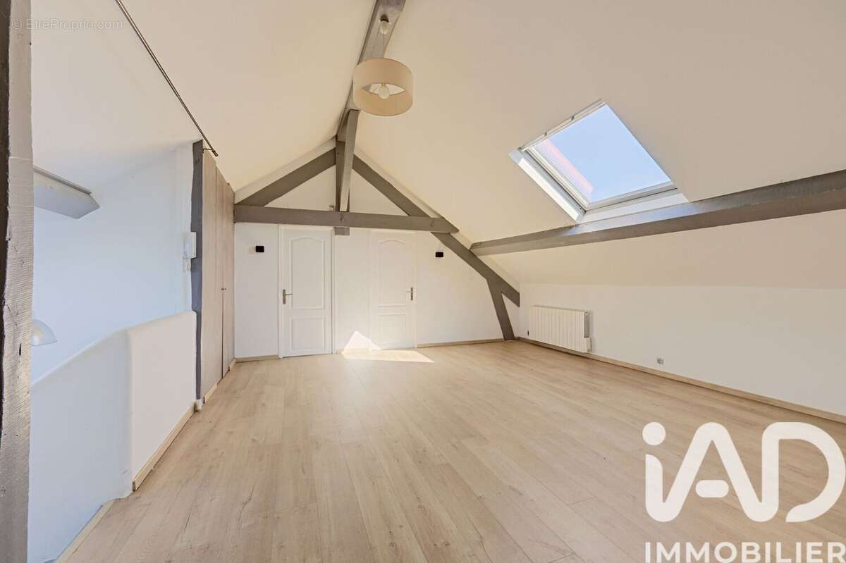 Photo 2 - Appartement à LAGNY-SUR-MARNE