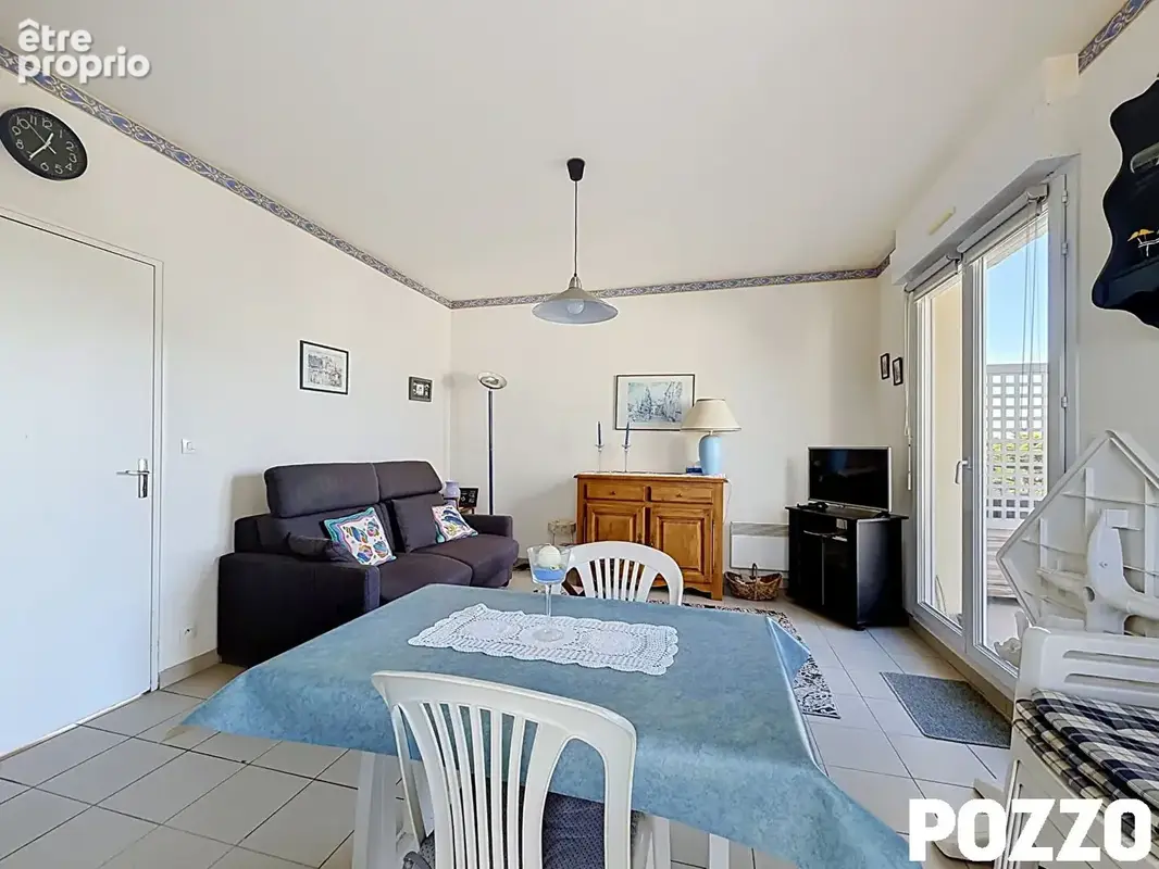 Appartement Barneville Carteret 2 pièces 38.22 m2 - 50 mètres de la mer - appartement + garage - photo 8