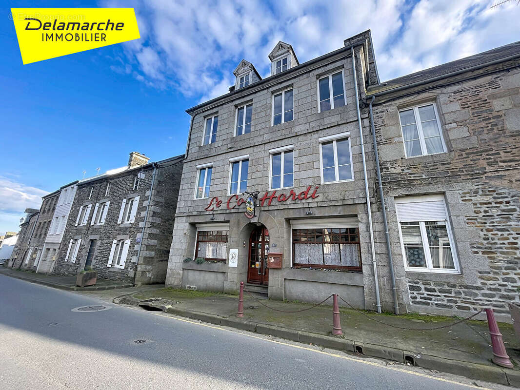A VENDRE : Maison familiale dans le centre bourg de Pont Farcy - photo 17