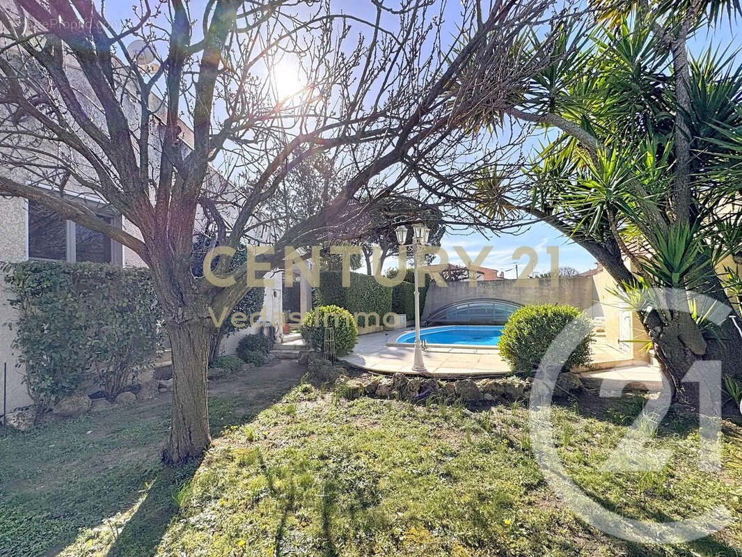 Maison à SAINT-JEAN-DE-VEDAS