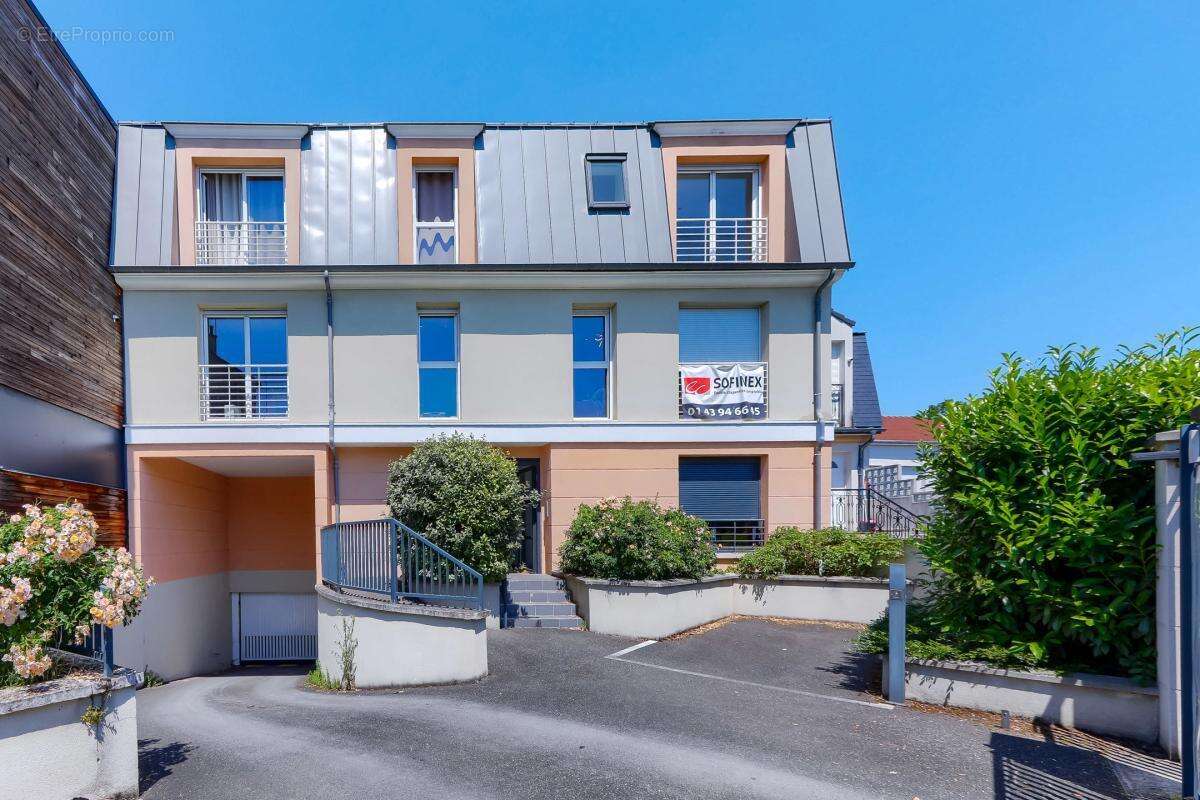 Appartement à FONTENAY-SOUS-BOIS