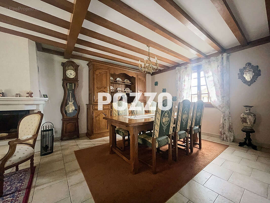 LA RIVIERE SAINT SAUVEUR : maison T6 (111 m²) à vendre - photo 7