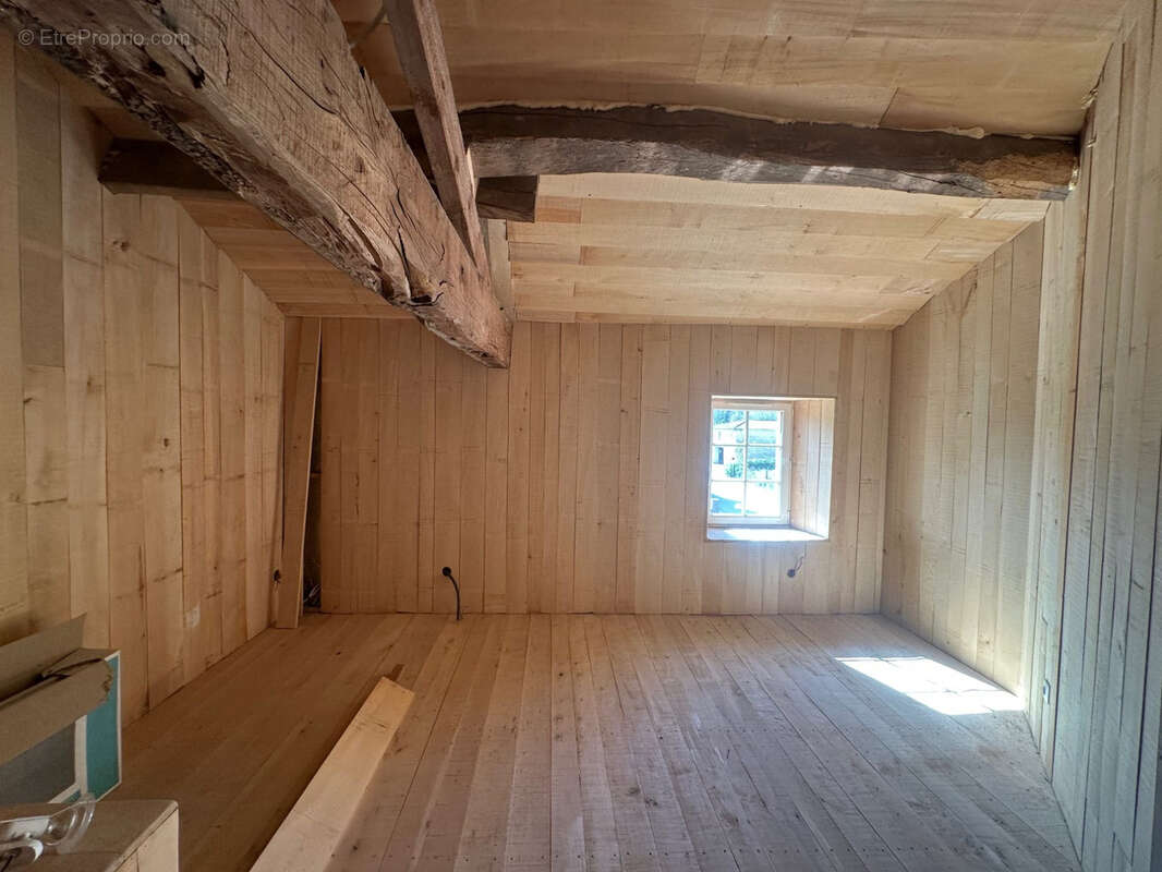 Maison à BOUILLE-COURDAULT