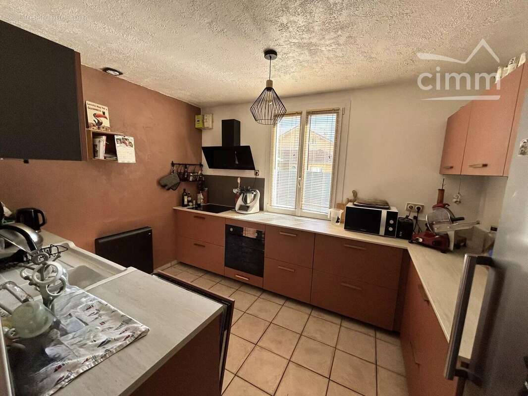 Maison à SAINT-EGREVE