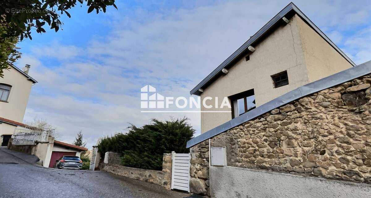 Maison à SAINT-ETIENNE