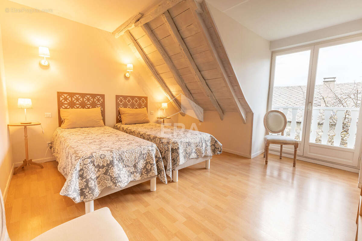 Maison à PIERREFITTE-NESTALAS