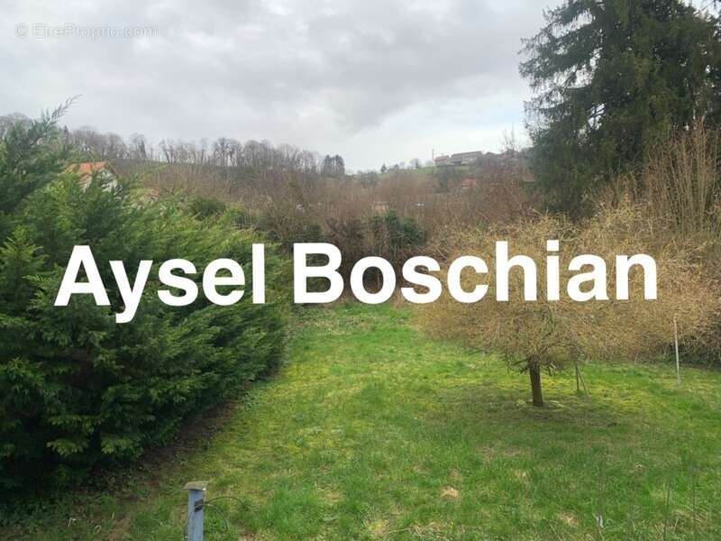 Maison à VIVIERS-SUR-CHIERS