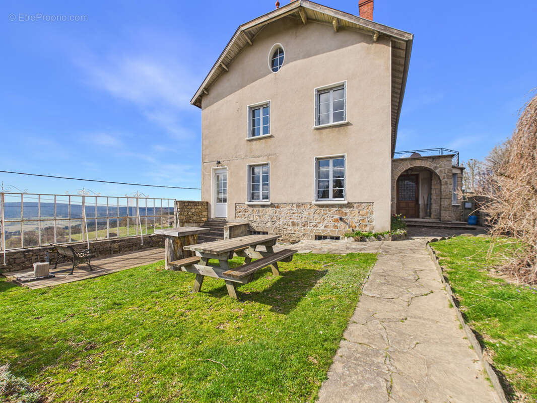 Maison à LA CHAISE-DIEU