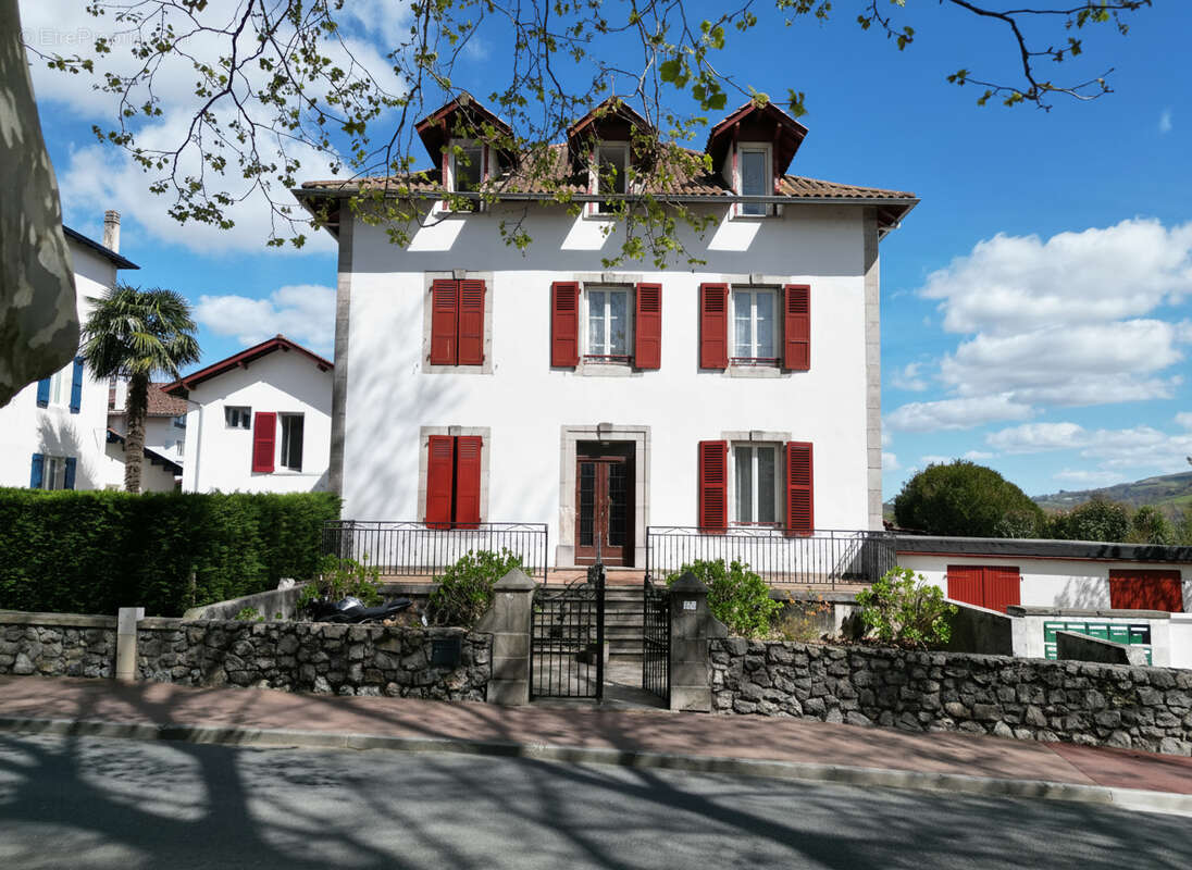 Appartement à CAMBO-LES-BAINS