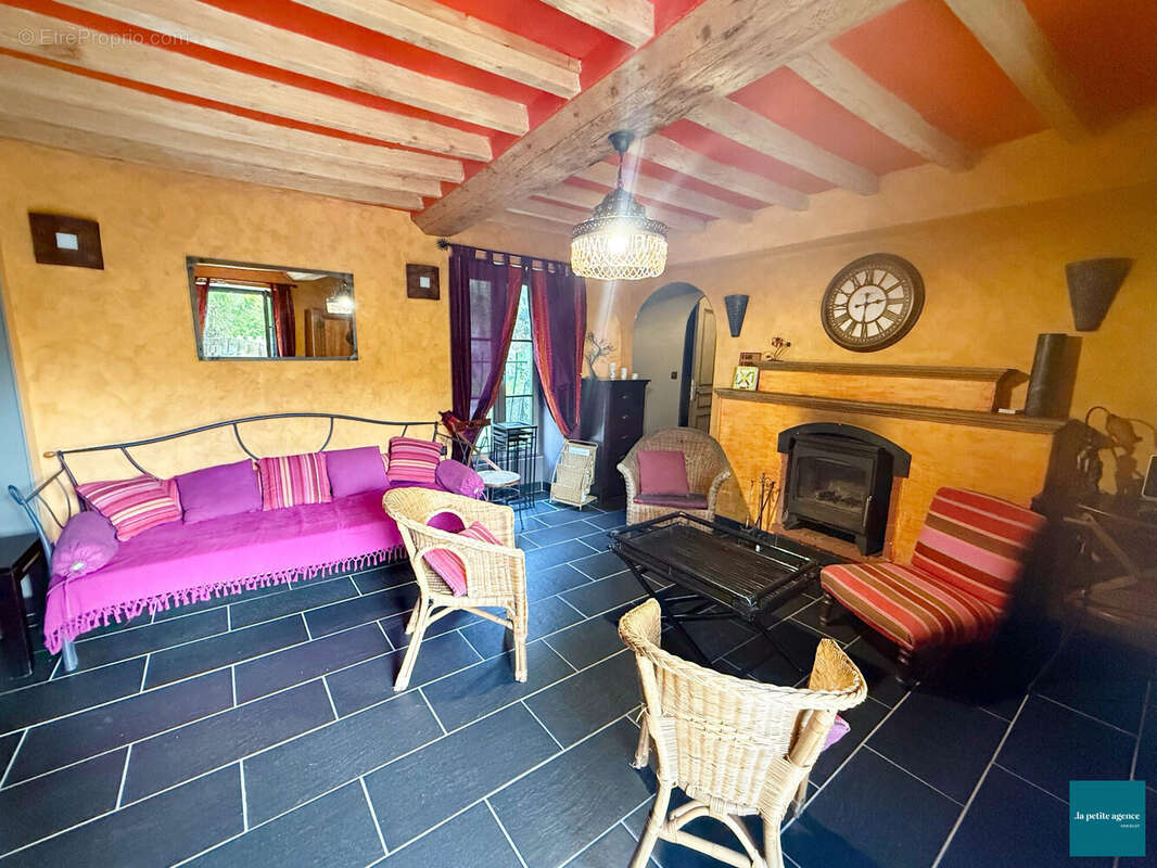 Maison à PONT-D'OUILLY