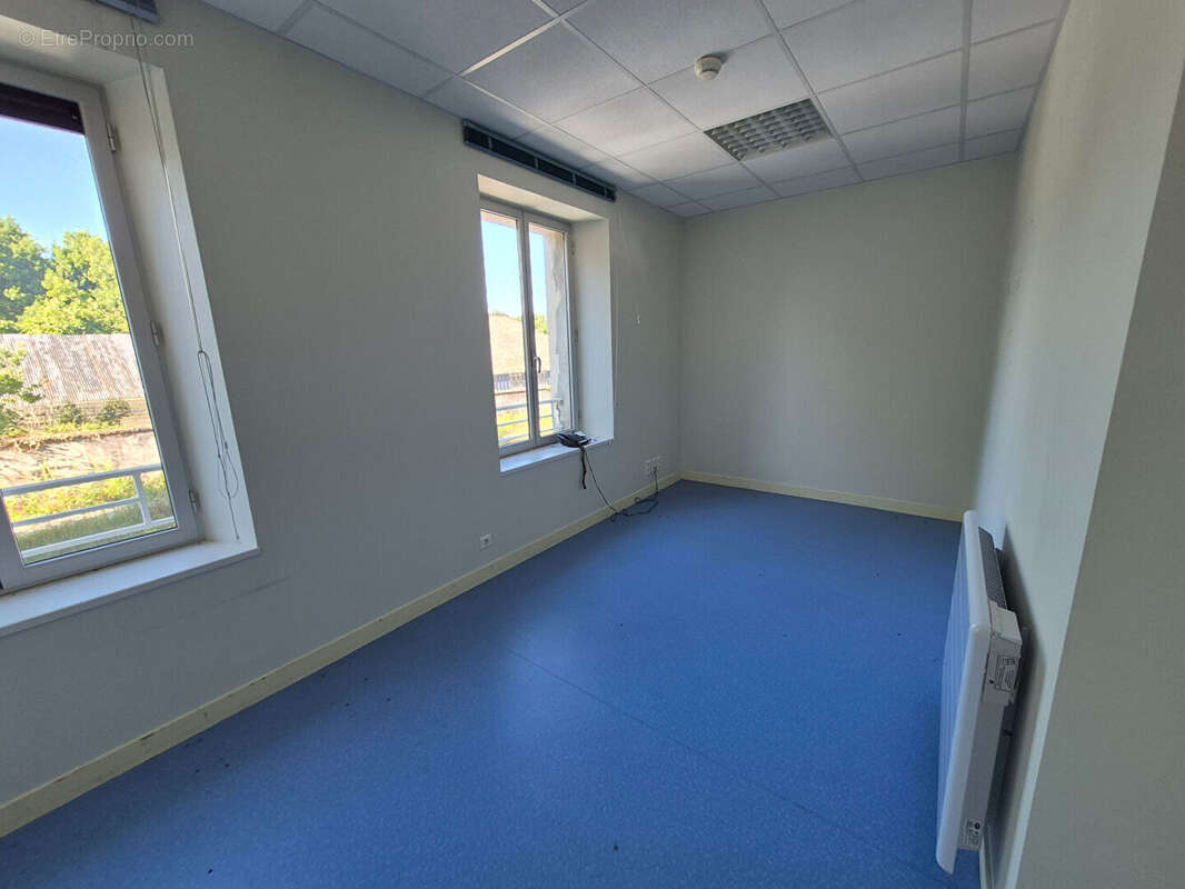 Immeuble tertiaire Josselin 770 m2 - photo 16