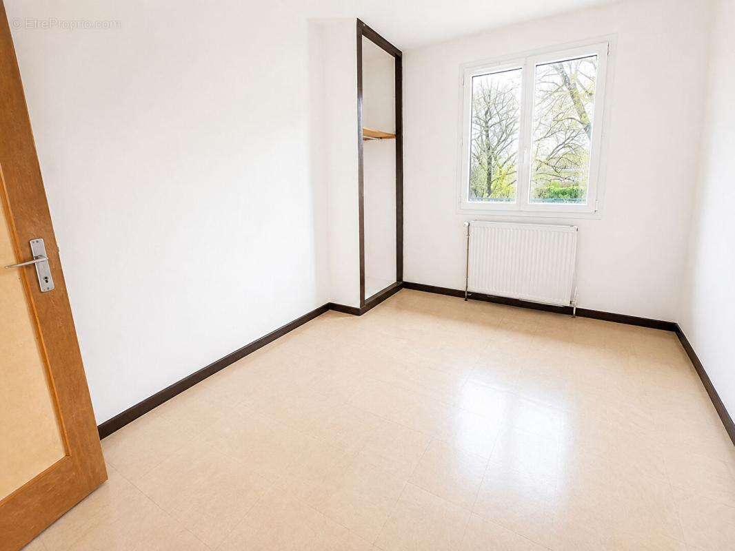 Maison de plain pied 110m2 - 4 chambres à Montignac Charente - photo 9