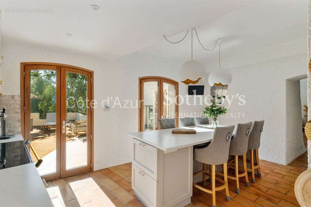 Maison à LES ADRETS-DE-L'ESTEREL