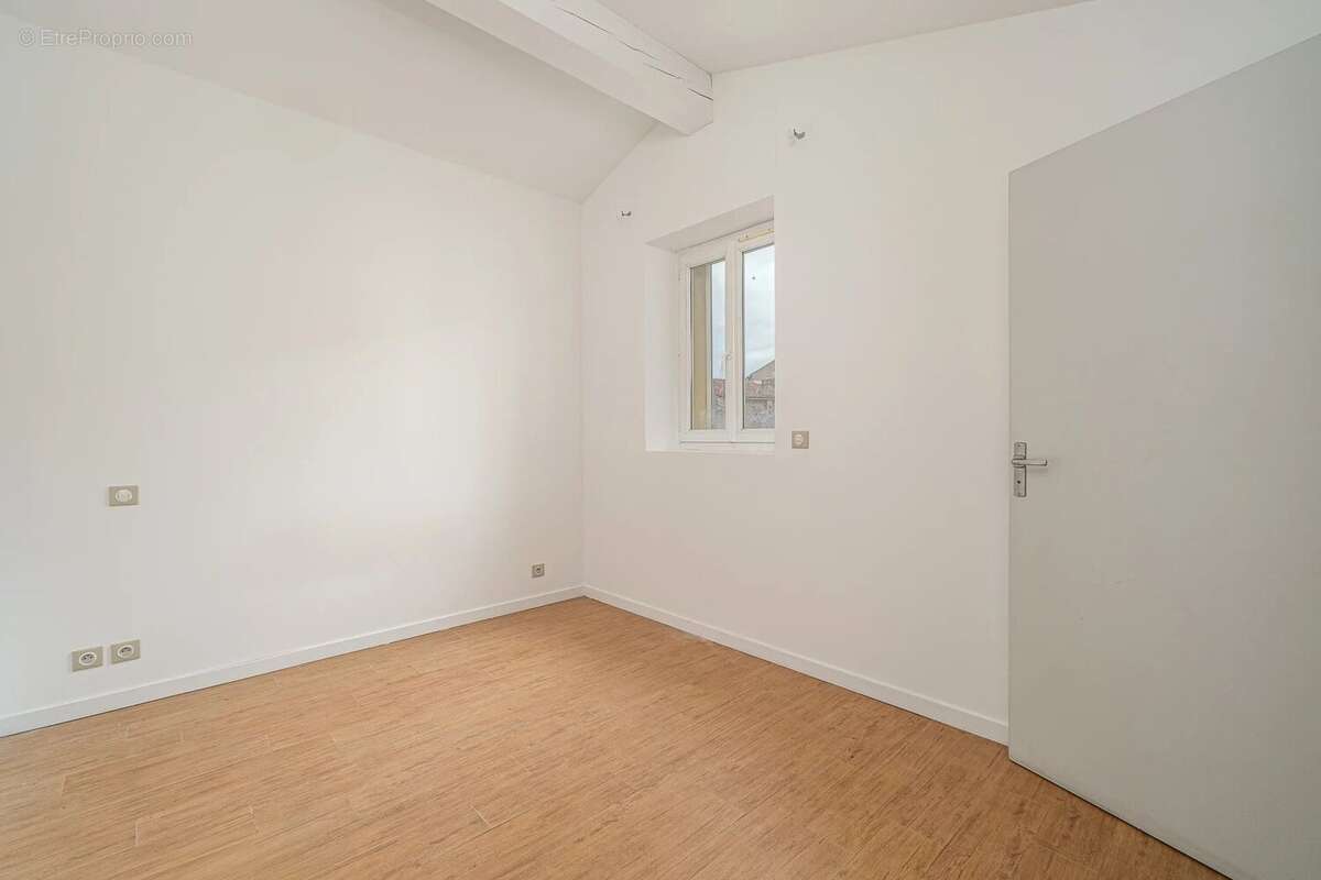 Appartement Duplex T3 Vieille Chapelle 2 chambres grand séjour - photo 3