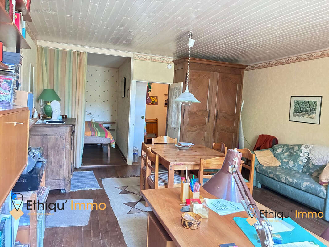 Maison 148 m² à Champignol-Lez-Mondeville  - photo 9