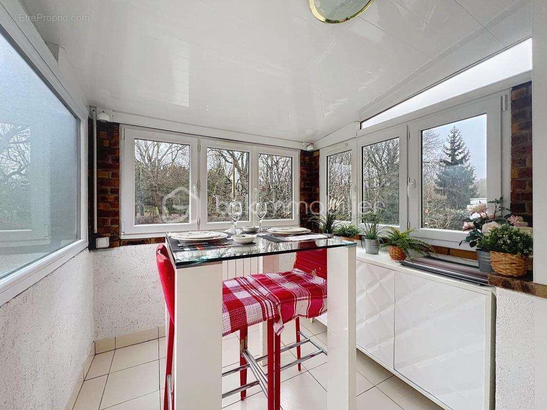 Maison à VIGNEUX-SUR-SEINE