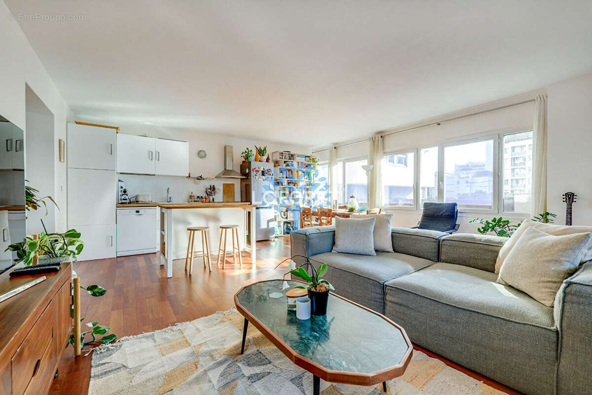 Appartement à PARIS-12E