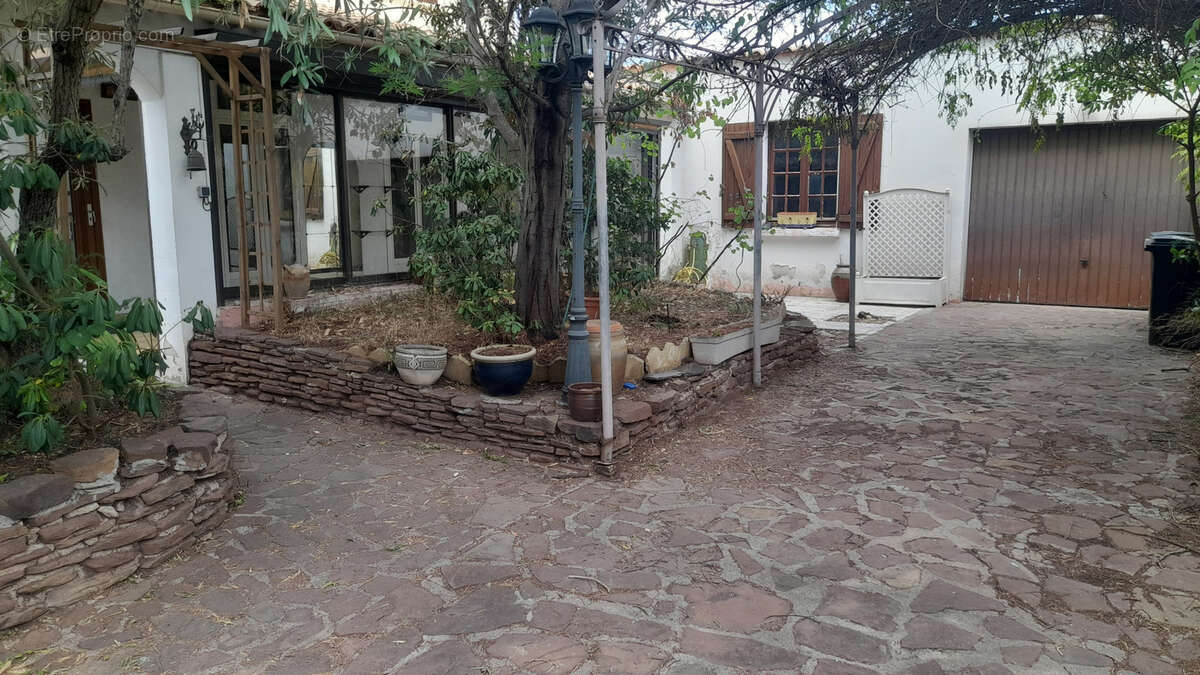 Maison à FRONTIGNAN