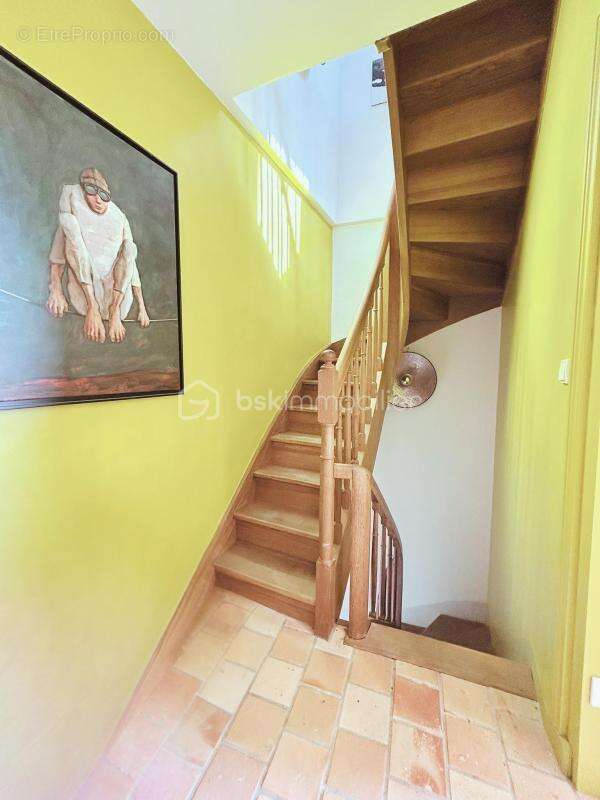 Maison à VILLAINES-LES-ROCHERS
