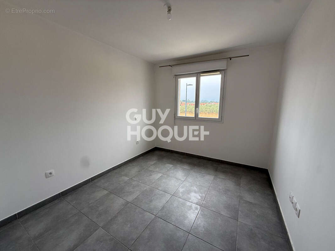 A vendre à PEZILLA LA RIVIERE (66370)  Maison F5 de 90 m² avec jardin et garage. - photo 16
