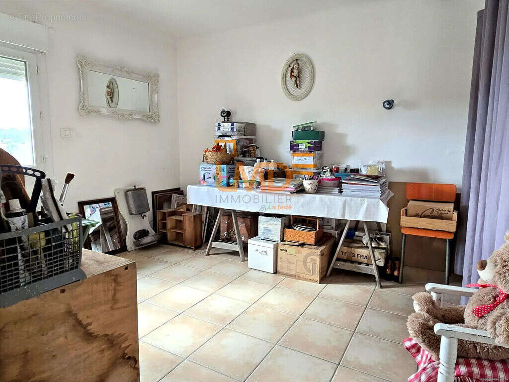 Maison à CHATEAUNEUF-DE-GADAGNE