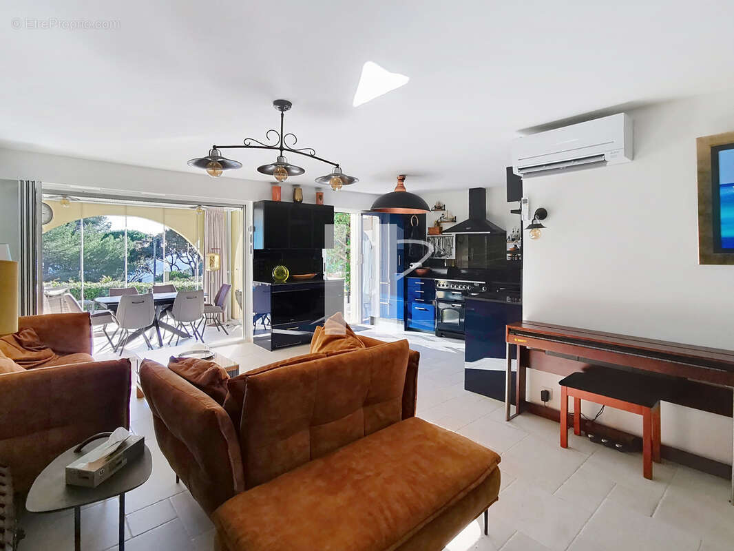 Appartement à SAINT-RAPHAEL