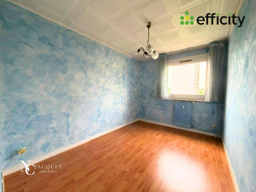 Appartement à RILLIEUX-LA-PAPE