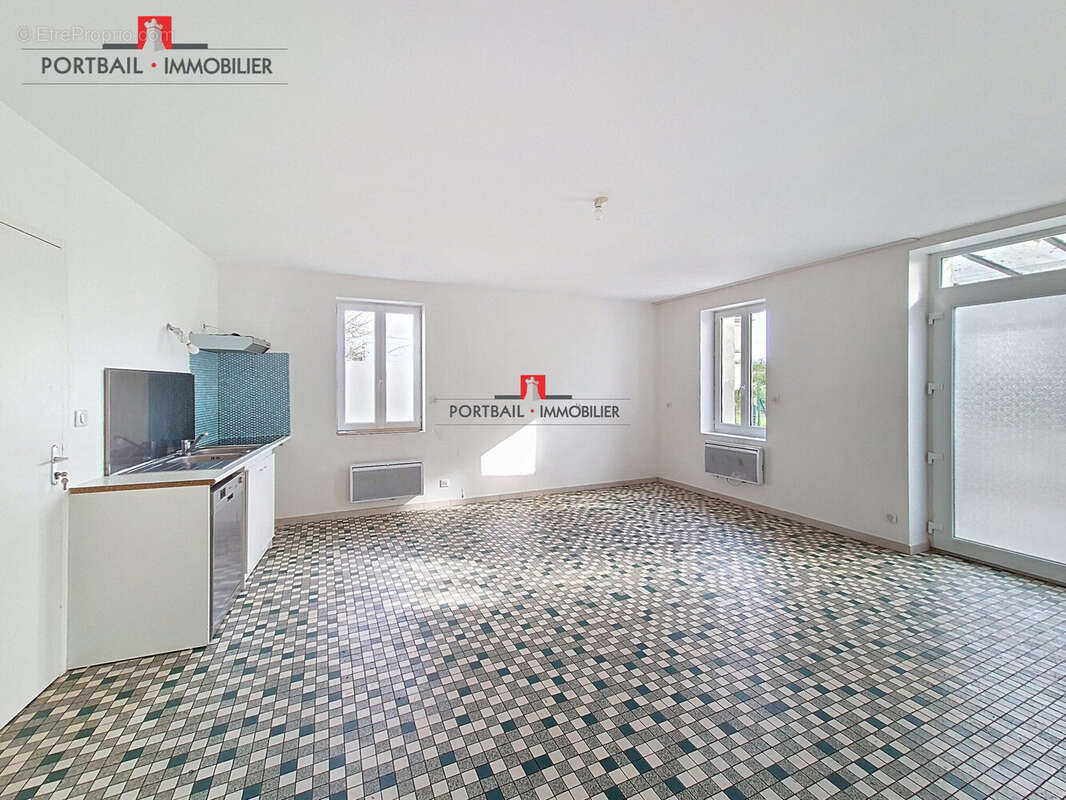 Maison à BLANQUEFORT