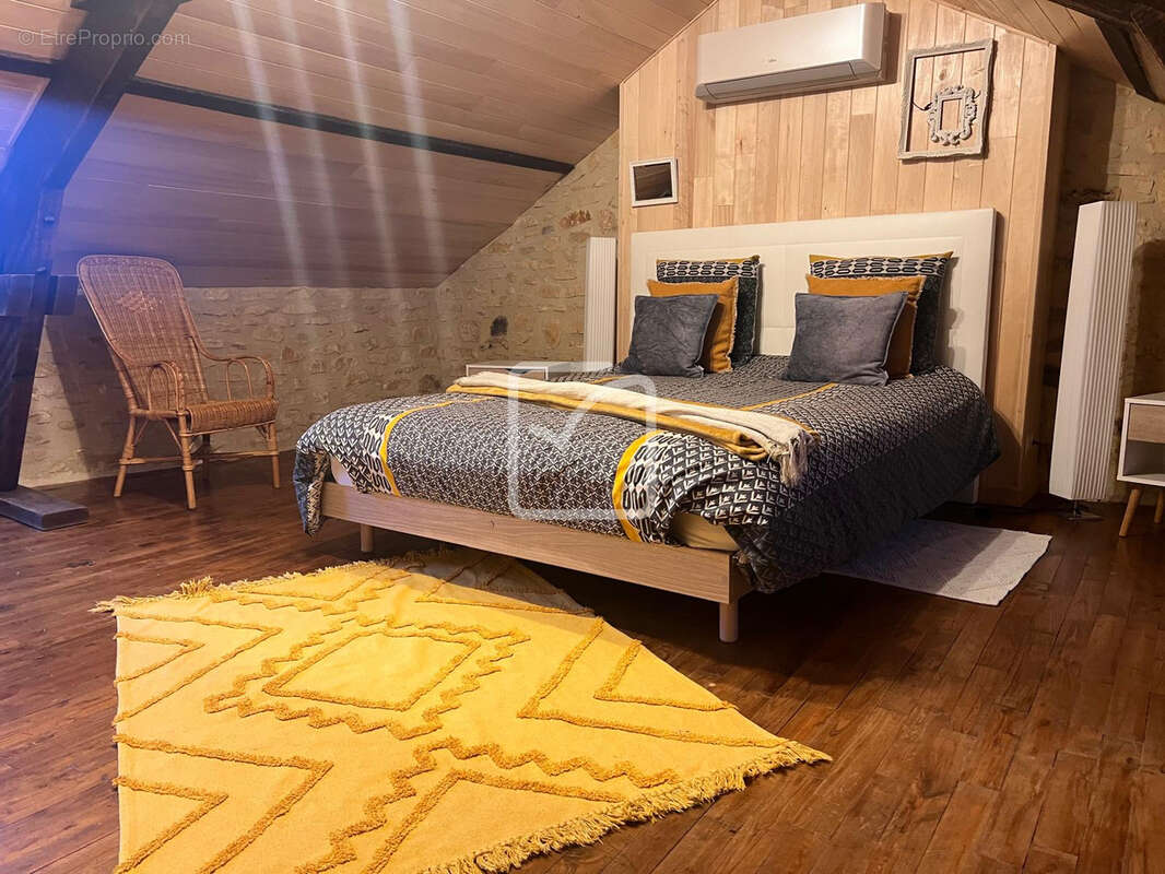 Maison à SARLAT-LA-CANEDA