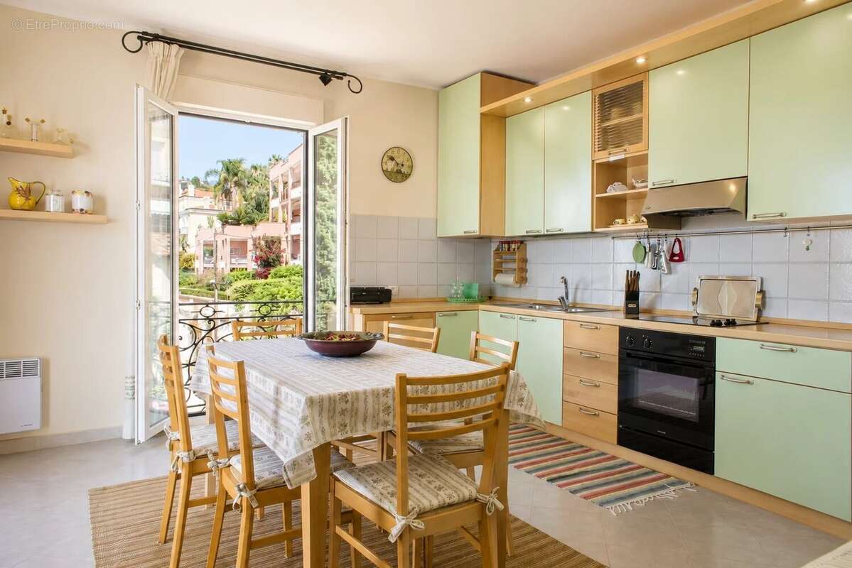 Appartement à MENTON