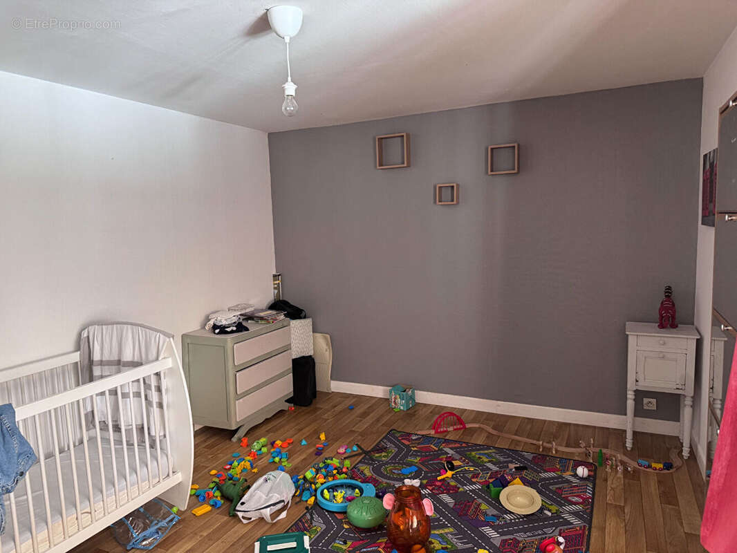 Maison à SAINT-CIERS-SUR-GIRONDE