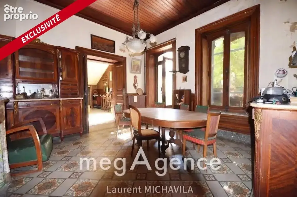 Maison de maître exceptionnelle de 300m2 avec jardin sur une parcelle de 536m2 à restaurer - photo 5