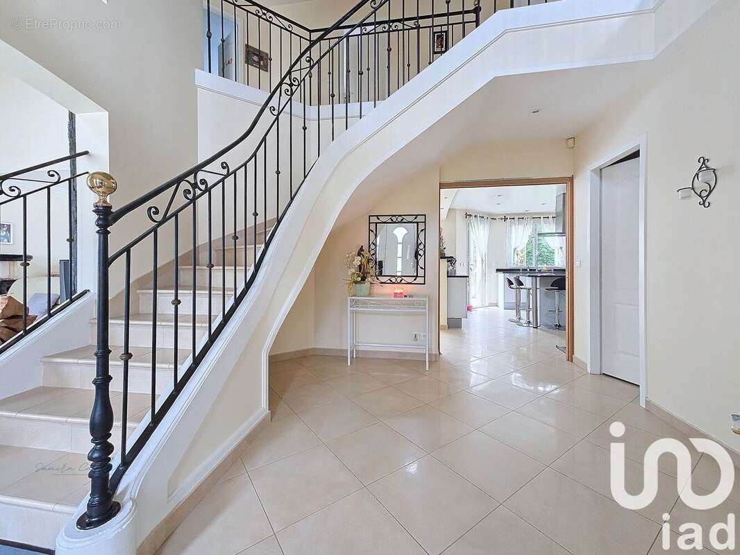 Photo 2 - Maison à BRIIS-SOUS-FORGES