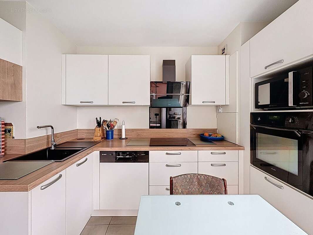 Appartement à MAISONS-ALFORT