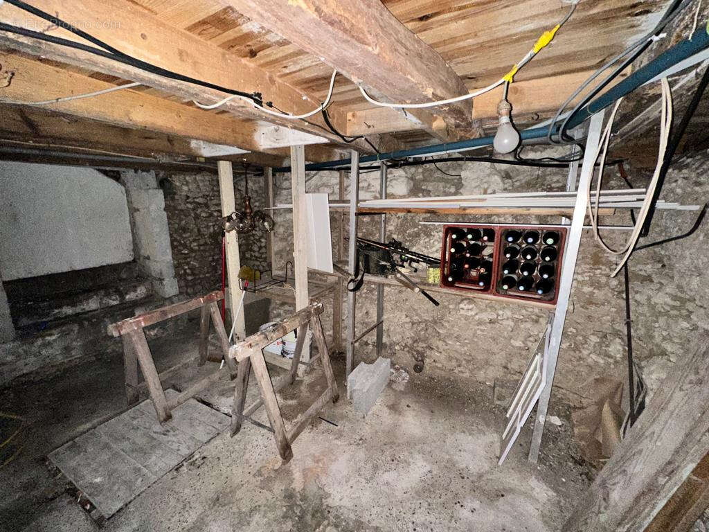 Maison à MORTAGNE-SUR-GIRONDE