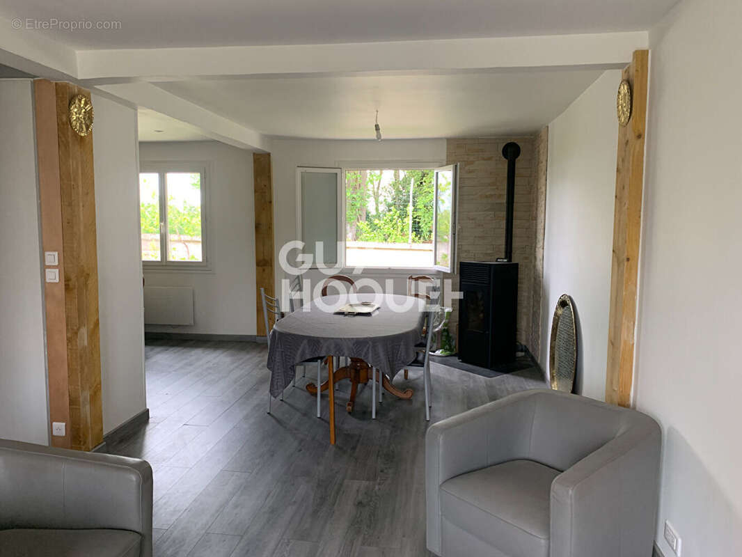 Maison à MILLY-LA-FORET