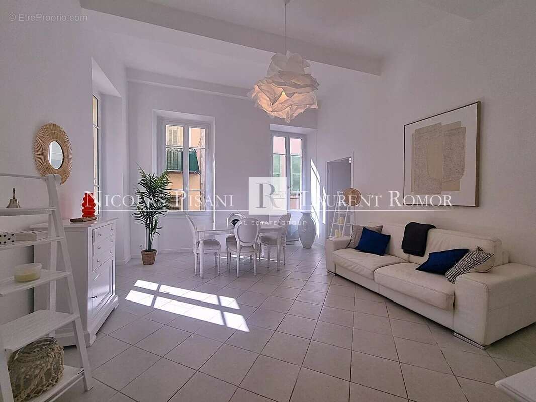 Appartement à VILLEFRANCHE-SUR-MER