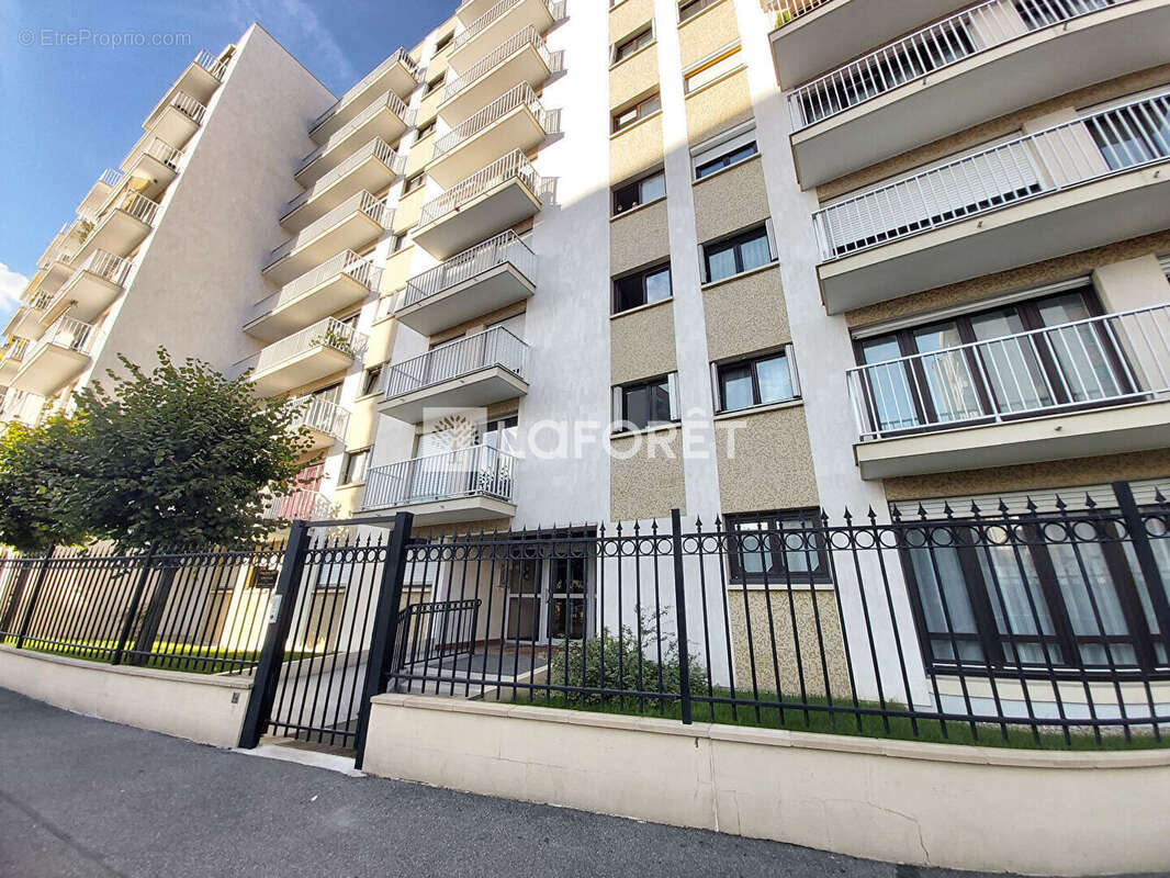 Appartement à VILLEMOMBLE